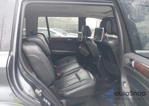 2011 Mercedes-Benz Gl 550 4Matic z USA, uszkodzony, nr VIN 4JGBF8GE0BA647126